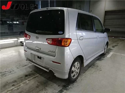 Daihatsu MAX
