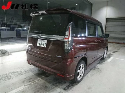 Mitsubishi Delica D:2