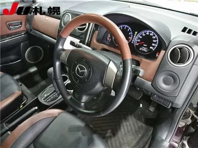 Mazda Verisa