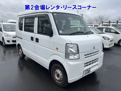 Mitsubishi Minicab Van