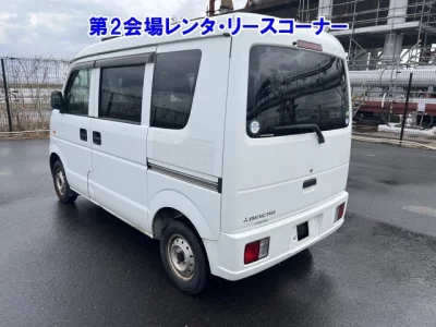 Mitsubishi Minicab Van