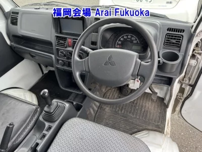 Mitsubishi Minicab Truck