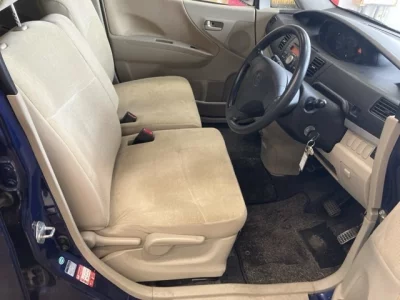 Daihatsu MOVE  с аукциона в Японии