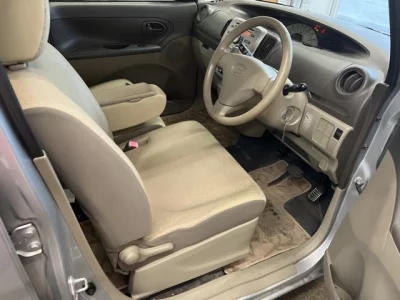 Daihatsu TANTO  с аукциона в Японии