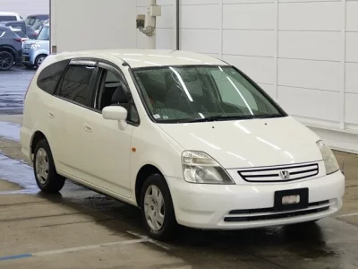 Honda STREAM  с аукциона в Японии
