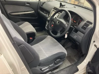 Honda STREAM  с аукциона в Японии