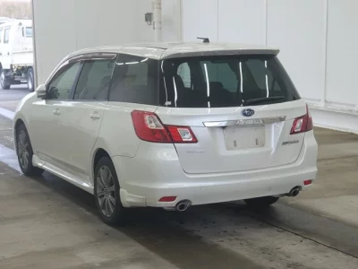 Subaru Exiga