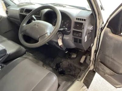 Mitsubishi DELICA  с аукциона в Японии