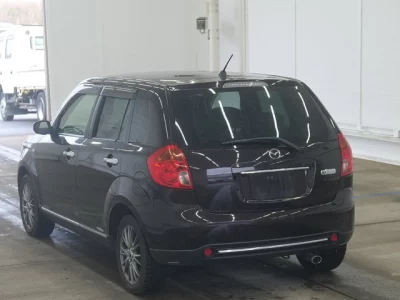 Mazda Verisa