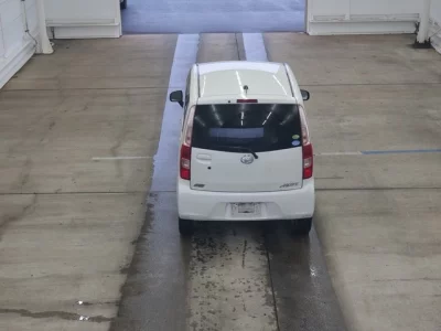 Daihatsu MOVE  с аукциона в Японии