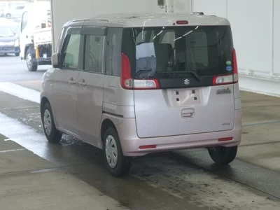 Suzuki Spacia