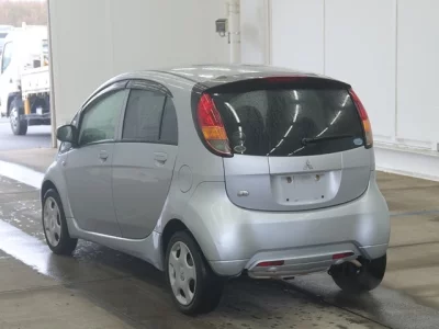 Mitsubishi I  с аукциона в Японии