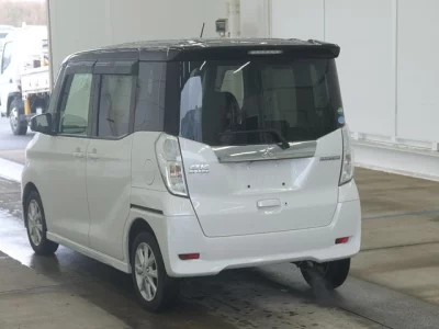 Mitsubishi eK X Space
