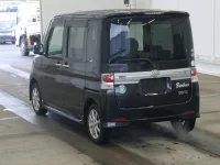 Daihatsu TANTO лот № 2712 оценка 3  с аукциона в Японии 1