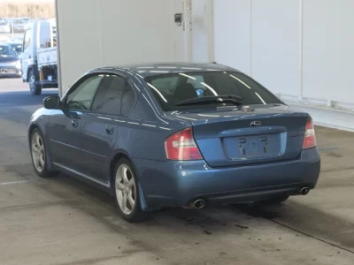 Subaru LEGACY B4