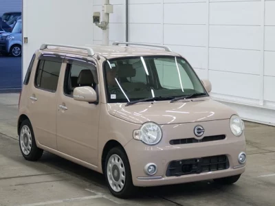 Daihatsu MIRA  с аукциона в Японии