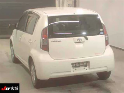 Toyota PASSO  с аукциона в Японии