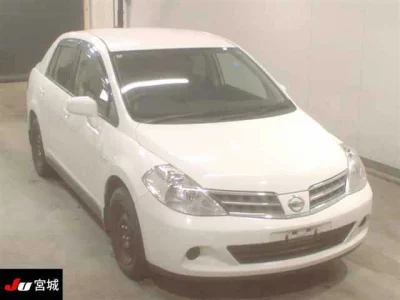 Nissan Tiida Latio