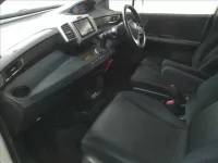 Honda FREED лот № 4073 оценка 3  с аукциона в Японии 2