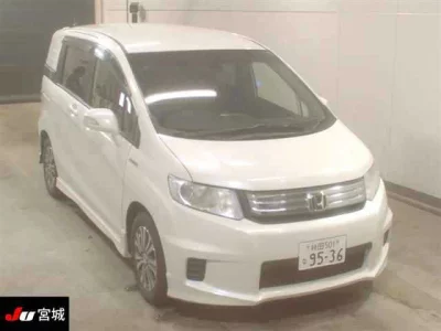 Honda FREED  с аукциона в Японии
