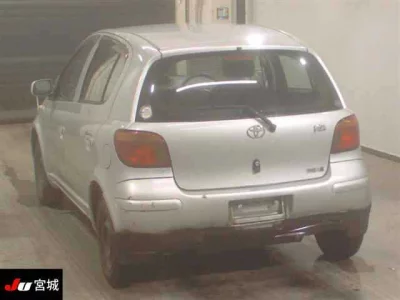 Toyota VITZ  с аукциона в Японии