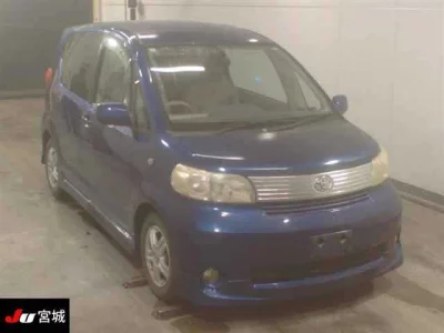 Toyota PORTE  с аукциона в Японии
