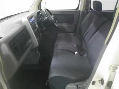 Nissan CUBE  с аукциона в Японии