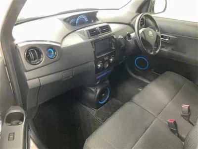 Toyota bB