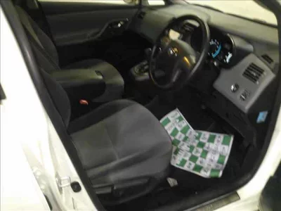 Toyota Mark X Zio
