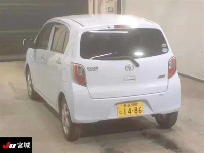 Toyota PIXIS EPOCH  с аукциона в Японии