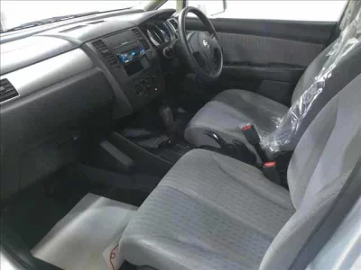 Nissan Tiida Latio