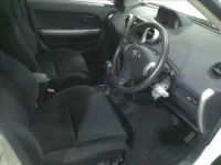 Toyota IST лот № 4437 оценка 3.5  с аукциона в Японии 3