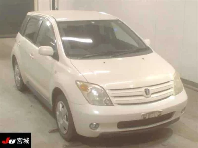 Toyota IST  с аукциона в Японии