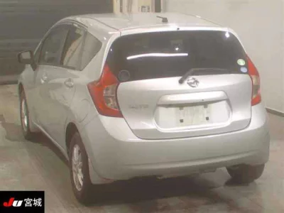 Nissan NOTE  с аукциона в Японии