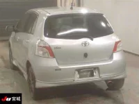 Toyota VITZ лот № 4495 оценка 3  с аукциона в Японии 1