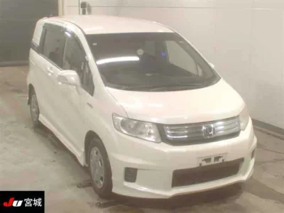 Honda FREED  с аукциона в Японии