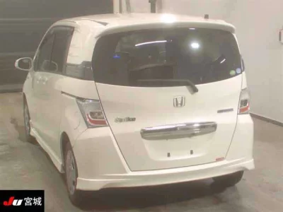 Honda FREED  с аукциона в Японии