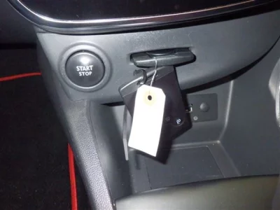 Renault LUTECIA  с аукциона в Японии