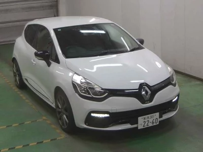 Renault LUTECIA  с аукциона в Японии