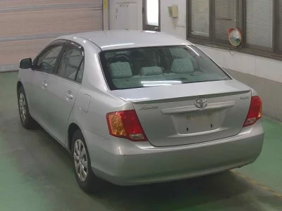 Toyota COROLLA AXIO  с аукциона в Японии