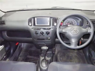 Toyota SUCCEED  с аукциона в Японии