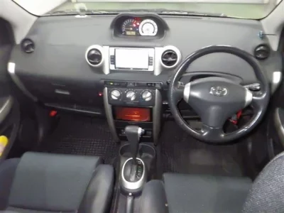 Toyota IST  с аукциона в Японии