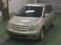 Toyota IST лот № 3587 оценка R  с аукциона в Японии 5
