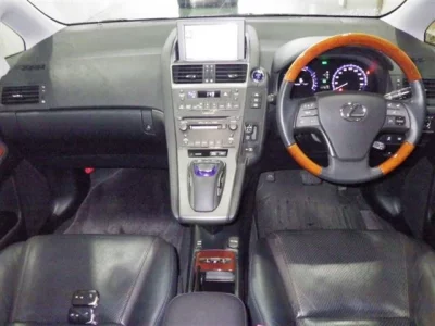 Lexus HS  с аукциона в Японии