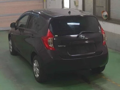 Nissan NOTE  с аукциона в Японии