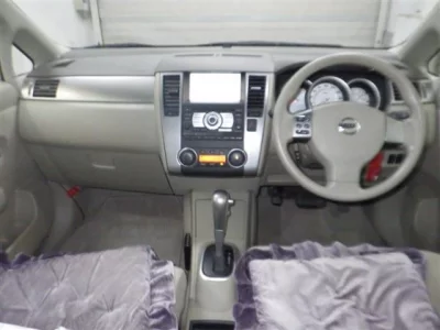 Nissan TIIDA LATIO