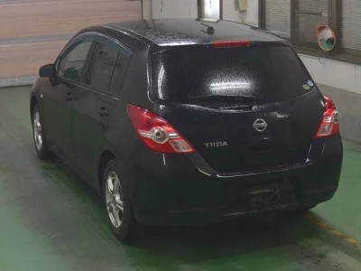 Nissan Tiida