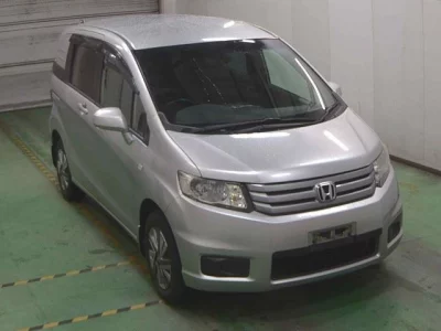 Honda FREED  с аукциона в Японии