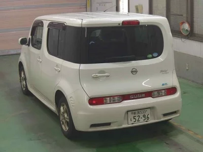 Nissan CUBE