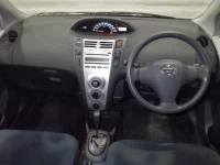 Toyota VITZ лот № 228 оценка R  с аукциона в Японии 2